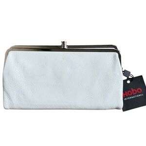 Hobo NWT Lauren Belinda clutch wallet optic White magnetic closure